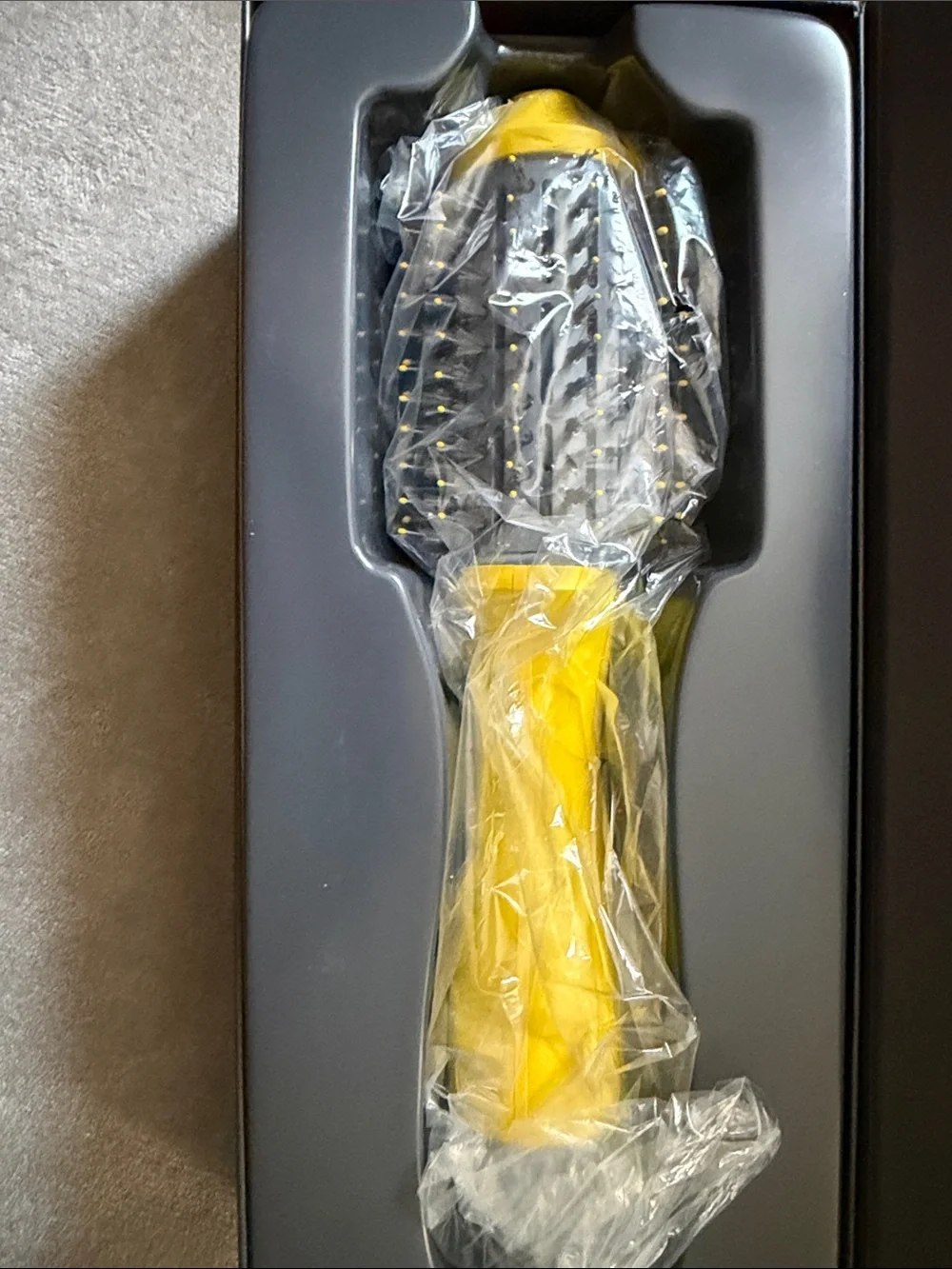 Drybar Yellow Round Blow-Dry Brush Single Shot